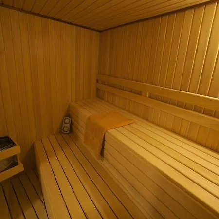 Apartment Aloha Hill Club Exclusive With Premier Amenities Marbella