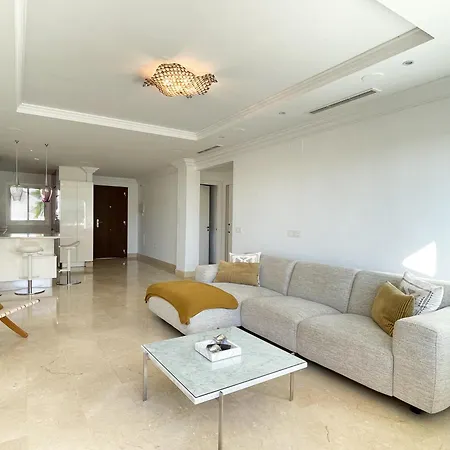 Aloha Hill Club Exclusive With Premier Amenities * Marbellac