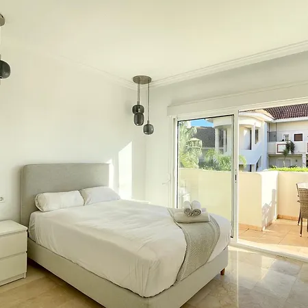 Aloha Hill Club Exclusive With Premier Amenities * Marbellac